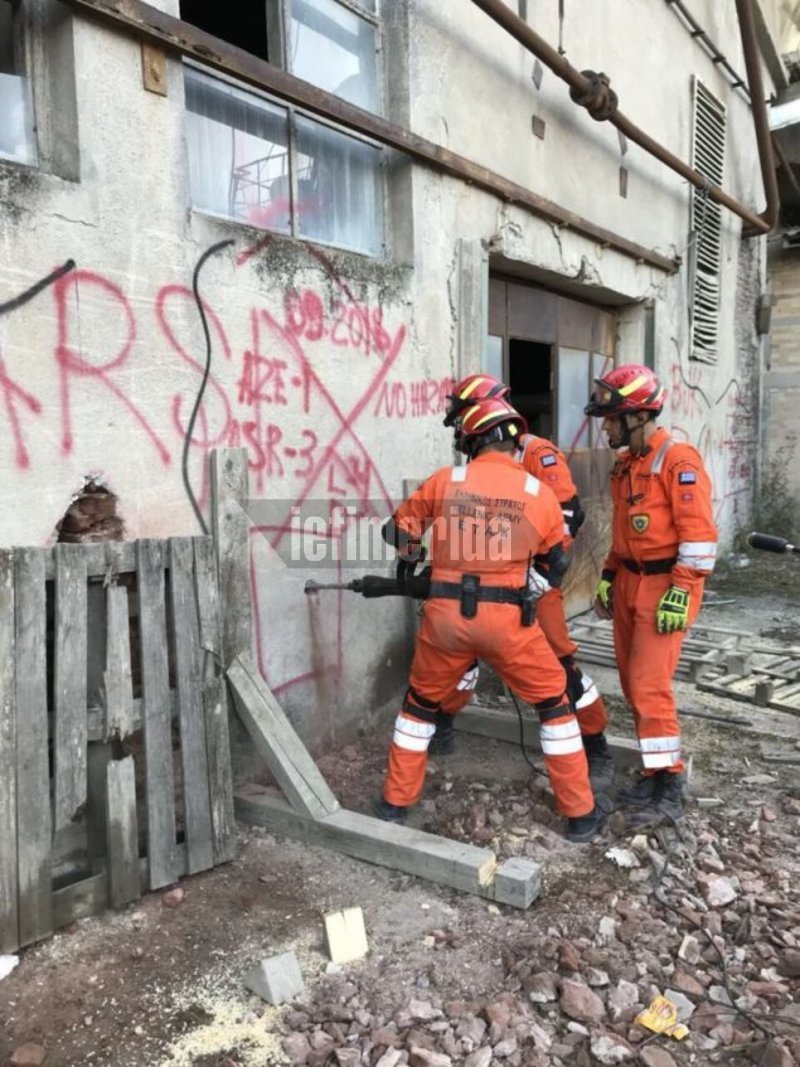 Ετσι σώζουν ανθρώπους μετά από σεισμό -Τα στελέχη της ΕΤΑΚ εντυπωσίασαν στη Σερβία [εικόνες] | iefimerida.gr 16