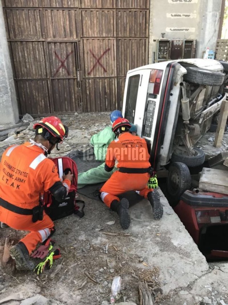 Ετσι σώζουν ανθρώπους μετά από σεισμό -Τα στελέχη της ΕΤΑΚ εντυπωσίασαν στη Σερβία [εικόνες] | iefimerida.gr 22