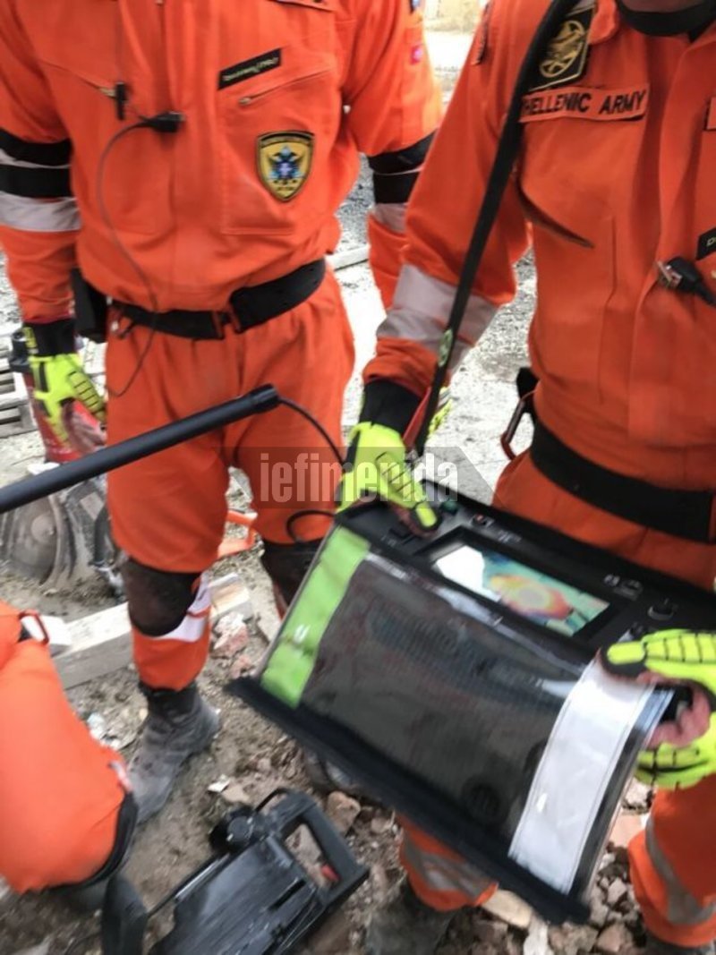 Με ειδική κάμερα ελέγχουν το εσωτερικό του κτιρίου