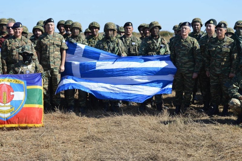 Τρομάζει με τη δύναμή του ο στρατός -Ξεκίνησε ο «Παρμενίων 2018», η άσκηση στον Εβρο [εικόνες] | iefimerida.gr 0