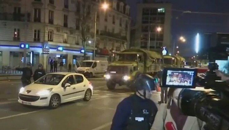 Στο Παρίσι 15.000 στρατιώτες -Οχήματα του στρατού με βαριά οπλισμένους άνδρες στο Σεν Ντενί [εικόνες] | iefimerida.gr 1