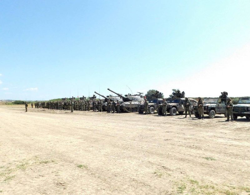 Στον Εβρο ο Ελληνικός Στρατός έκανε επίδειξη δύναμης -Εντυπωσιακή άσκηση με πλωτά μέσα [εικόνες]  | iefimerida.gr 5