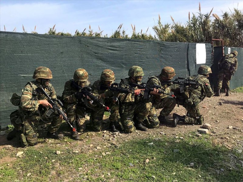 Σε απόλυτη ετοιμότητα ο ελληνικός στρατός