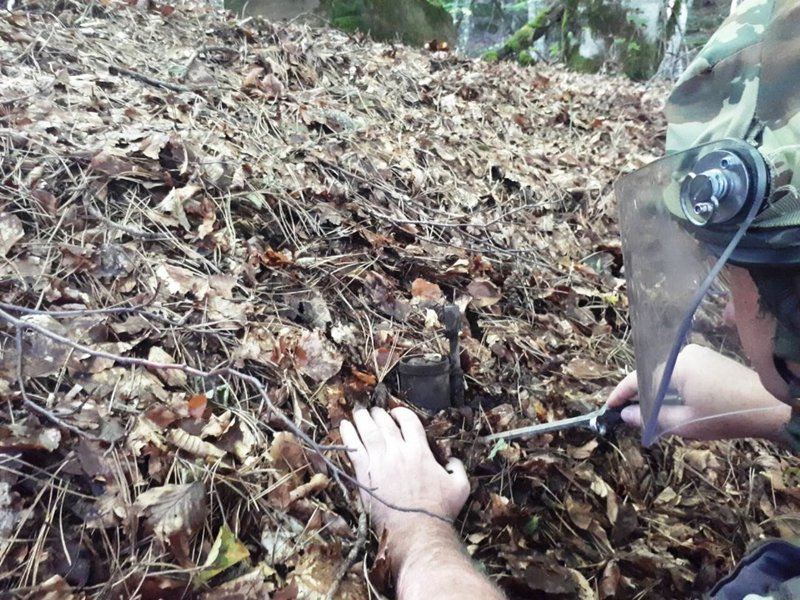 Ο Στρατός Ξηράς εξουδετέρωσε 34 νάρκες, 46 βλήματα και 21 χειροβομβίδες τον Ιούλιο [εικόνες] | iefimerida.gr 1