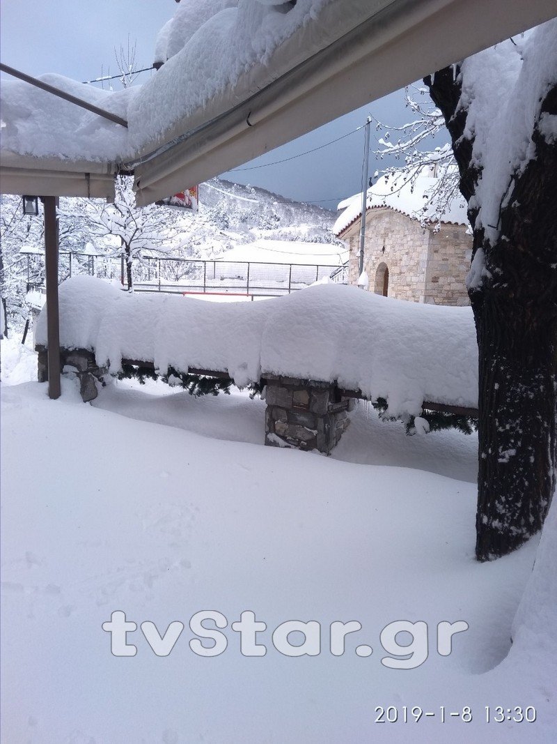 Εύβοια: Πέθανε αβοήθητος σε αποκλεισμένο χωριό εξαιτίας της σφοδρής κακοκαιρίας [εικόνες] | iefimerida.gr 0