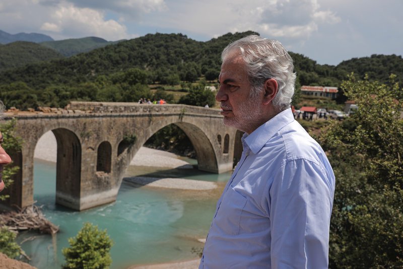 Ο Ευρωπαίος Επίτροπος Χρήστος Στυλιανίδης, αρμόδιος για Ανθρωπιστική Βοήθεια και Διαχείριση Κρίσεων, που πρόσφατα επισκέφτηκε την Κοιλάδα του Αχελώου