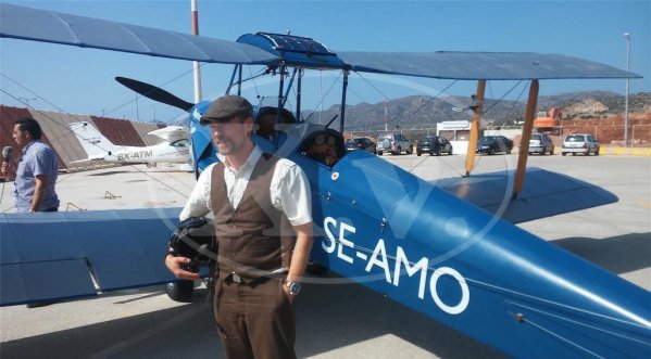 Σύγχρονος «Ικαρος»: Σουηδία – Νότια Αφρική μέσω Χανίων με ένα αεροπλάνο του 1935 [εικόνες]  | iefimerida.gr 1