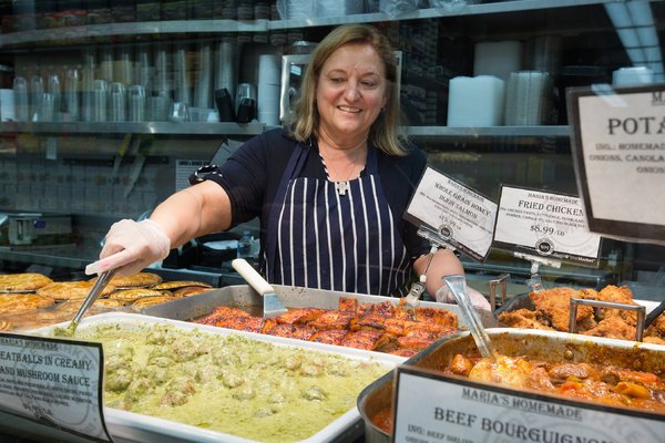 Το success story ενός μετανάστη από τη Λευκάδα -Εχει αλυσίδα παντοπωλείων στη Νέα Υόρκη και κάνει χρυσές δουλειές [εικόνες] | iefimerida.gr 1