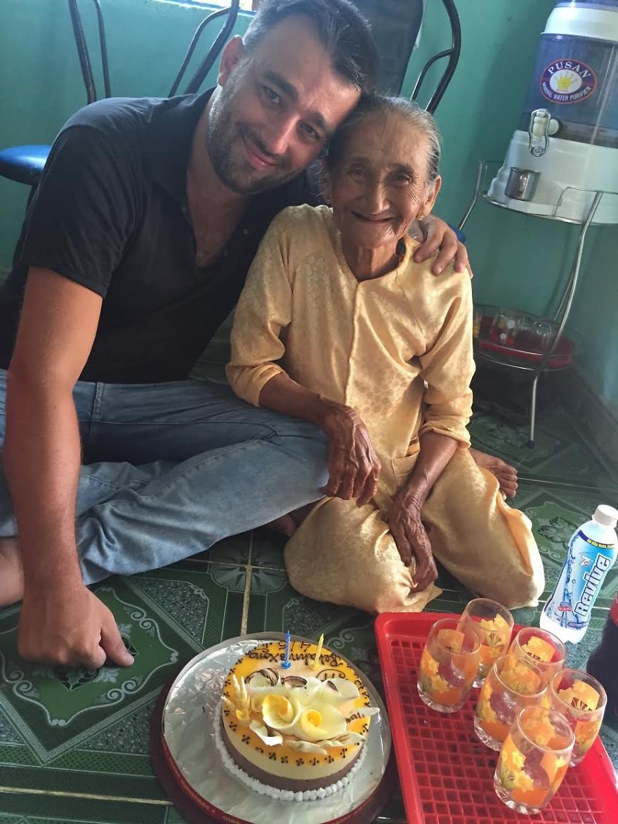 Μοντέλο ετών... 75! [εικόνες] | iefimerida.gr 4