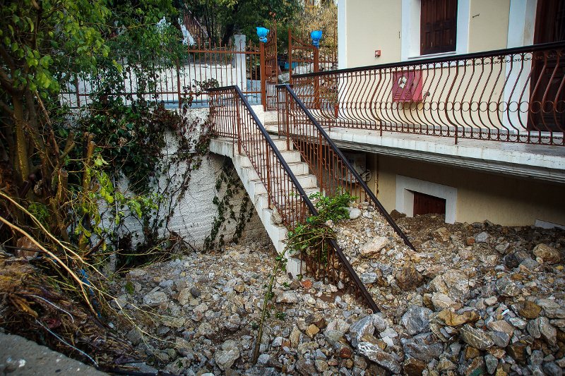 Αρχίζει η καταγραφή των ζημιών από τις πλημμύρες στη Σύμη | iefimerida.gr 0