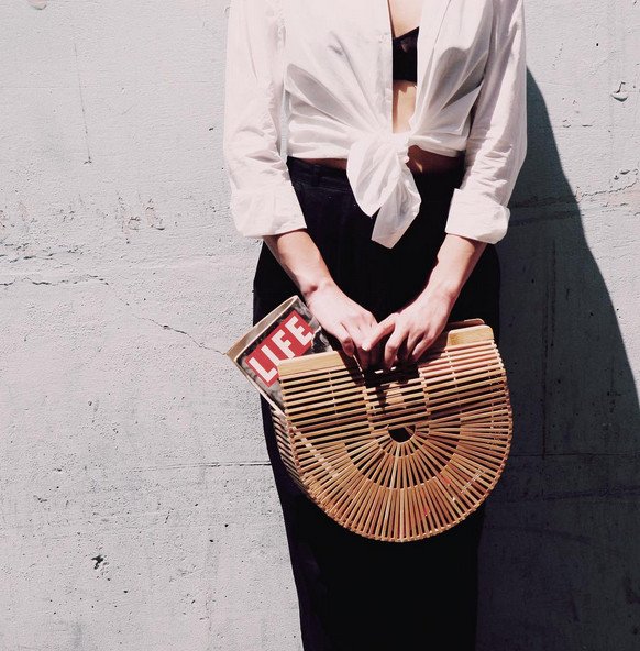 Η ψάθινη τσάντα επιστρέφει -Με αυτήν ξετρελάθηκαν οι bloggers [εικόνες] | iefimerida.gr 5