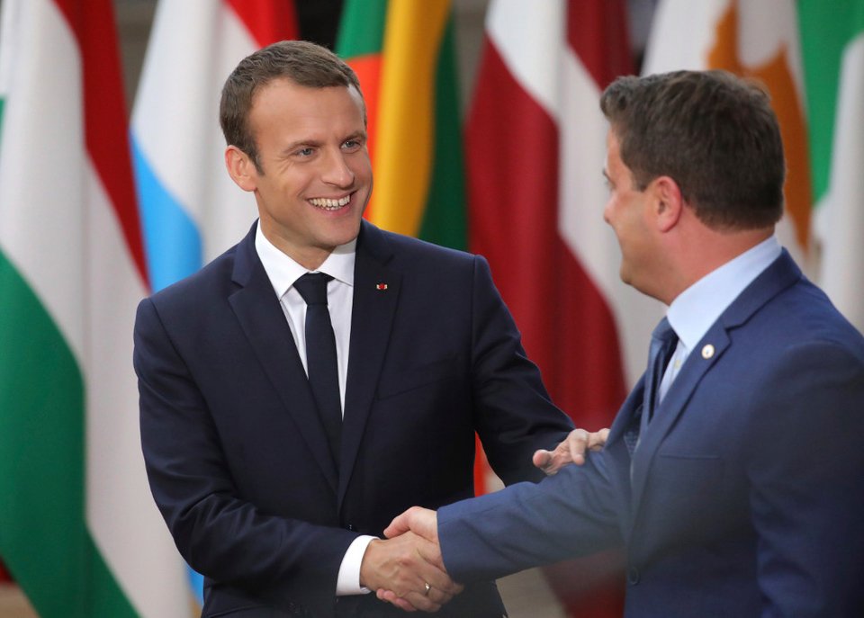 Η παρθενική εμφάνιση Μακρόν σε Σύνοδο Κορυφής- Τι είπε με τους Ευρωπαίους ηγέτες [εικόνες] | iefimerida.gr 2