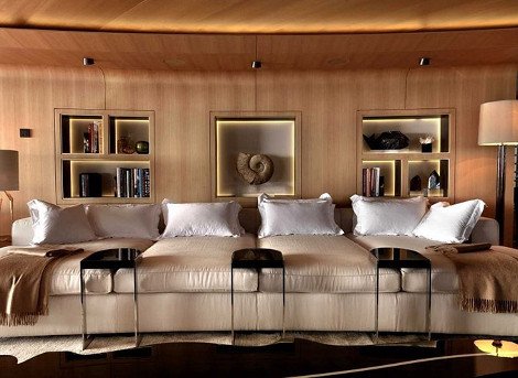 Τα έχασαν στην Σούδα από το υπερπολυτελές γιοτ που βρέθηκε στο λιμάνι [εικόνες] | iefimerida.gr 4