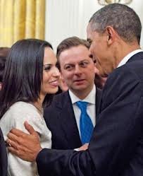 Ποιά είναι η ελληνίδα Ισμήνη  Καρύδη-Swensson δίπλα στον Ομπάμα, τον Κλίντον, τη Λαγκάρντ [εικόνες] | iefimerida.gr 2