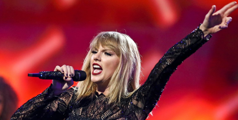 Τι δουλειά έκαναν οι σταρ πριν γίνουν διάσημοι - Πωλητές, στρίπερ και τηλεφωνήτριες [εικόνες] | iefimerida.gr 1