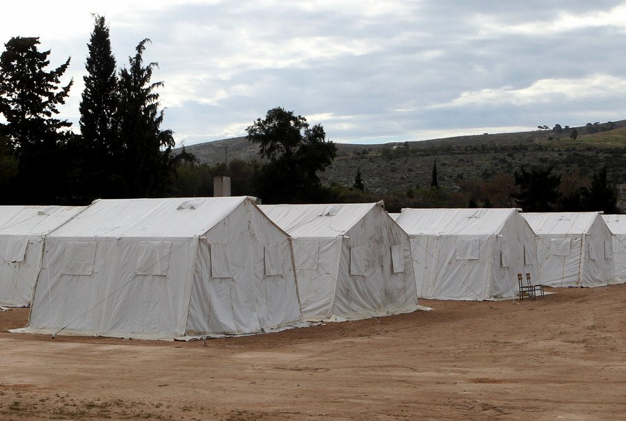 Αυτό είναι το κέντρο προσφύγων στο Σχιστό -Συνεχίζονται οι εργασίες [εικόνες] | iefimerida.gr 4