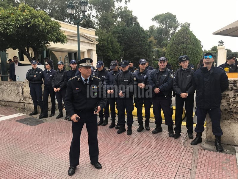 Διαμαρτυρία συνταξιούχων στο κέντρο της Αθήνας -Ζητούν αυξήσεις [εικόνες] | iefimerida.gr 8