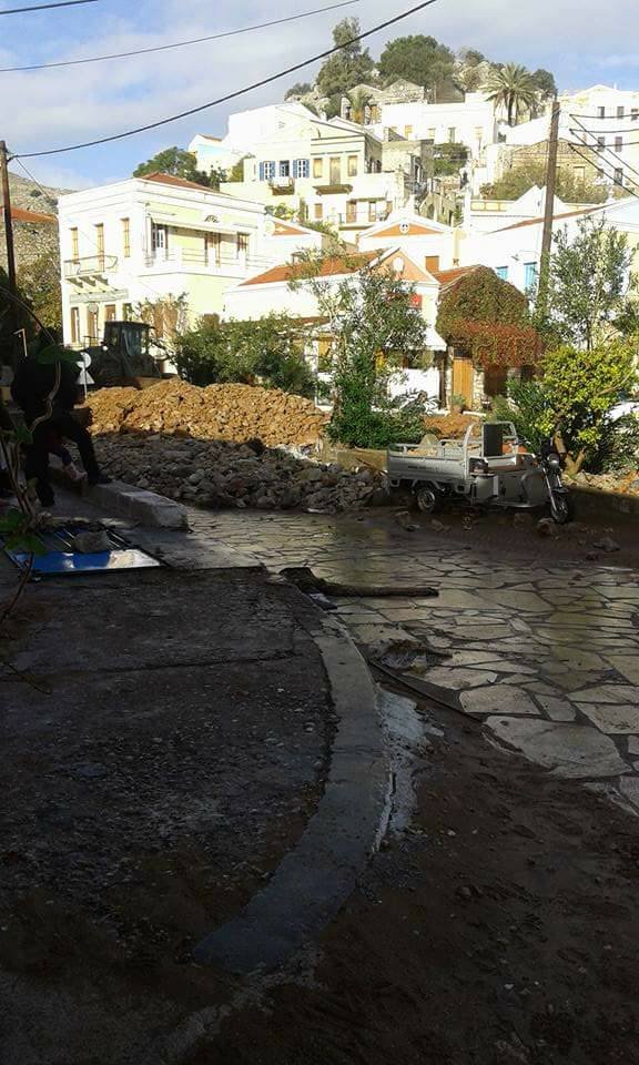 Σε κατάσταση έκτακτης ανάγκης η Σύμη -Εικόνες καταστροφής μία μέρα μετά τη σφοδρή κακοκαιρία | iefimerida.gr 1