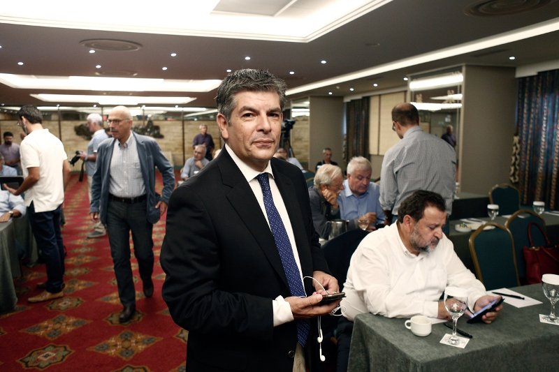 Σταύρος καλεί Φώφη ξανά σε διάλογο –Γεννηματά: Δεν συντηρώ αρρωστημένες καταστάσεις | iefimerida.gr 4