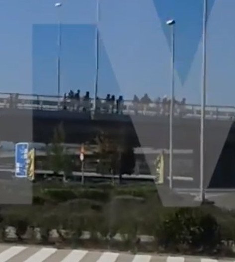 Αγριες συμπλοκές Σέρβων και Κροατών χούλιγκαν στο «Ελ. Βενιζέλος» [εικόνες & βίντεο] | iefimerida.gr 7