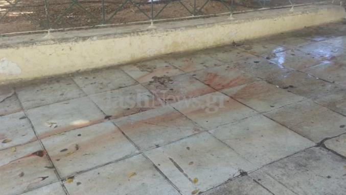 Αιματηρή συμπλοκή στο κέντρο των Χανίων -Αλλοδαπός μαχαίρωσε ομοεθνή του σε λαιμό και κοιλιά [εικόνες] | iefimerida.gr 1