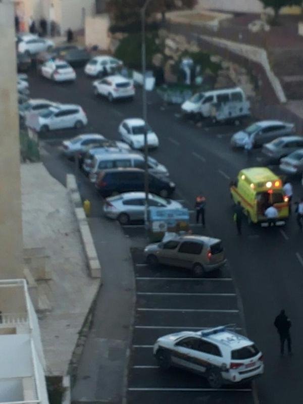 Φονική επίθεση Παλαιστινίων σε συναγωγή: Εισέβαλαν με τσεκούρια [εικόνες & βίντεο] | iefimerida.gr 3