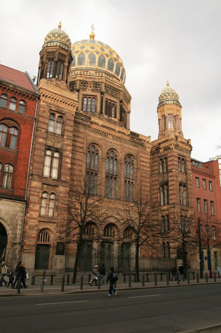 Πώς είναι σήμερα το προάστιο του Βερολίνου όπου έζησαν οι Εβραίοι [εικόνες] | iefimerida.gr 16