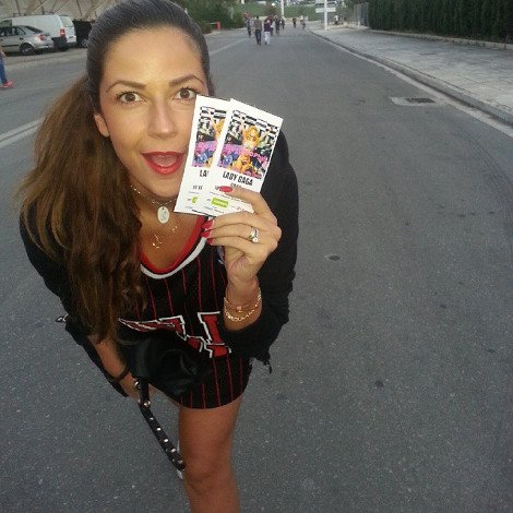 Μια άλλη Ελλάδα έζησε την φρενίτιδα της Lady Gaga στην Αθήνα [εικόνες] | iefimerida.gr 21