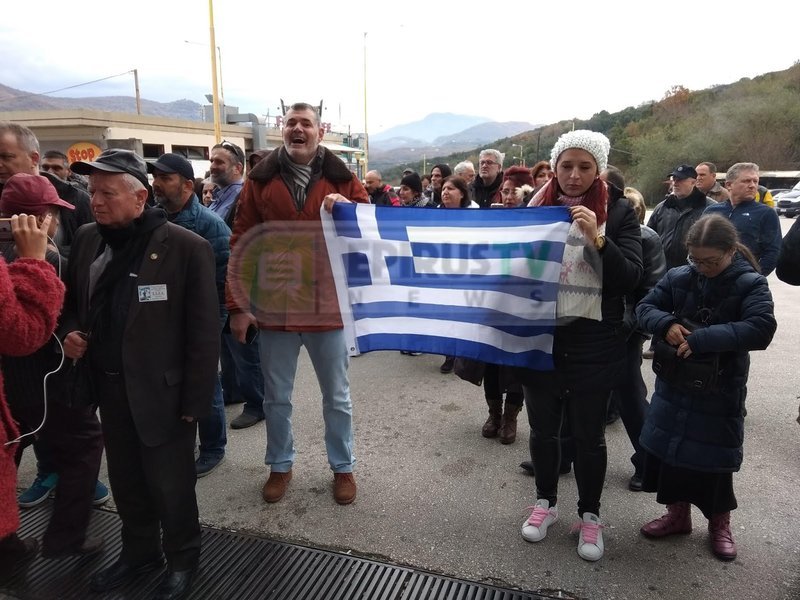 Οι αλβανικές αρχές δεν επέτρεψαν την είσοδο σε περίπου 100 Ελληνες