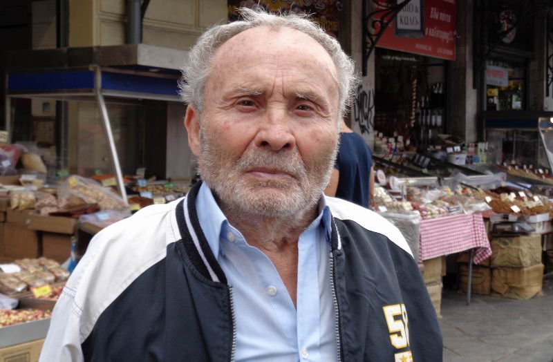 Συνταξιούχοι στο iefimerida: «Με τις μειώσεις στις συντάξεις έχουμε φθάσει σε επίπεδα εξαθλίωσης» [εικόνες] | iefimerida.gr 3