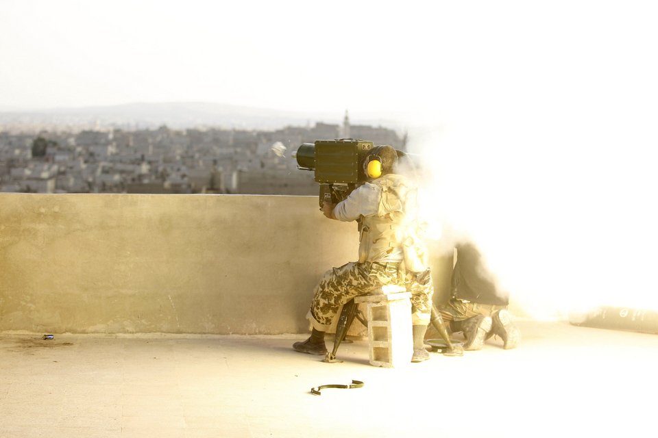 Συγκλονιστικές εικόνες της Συρίας από έναν 18χρονο φωτορεπόρτερ του Reuters που έχασε τη ζωή του στο καθήκον [εικόνες] | iefimerida.gr 4