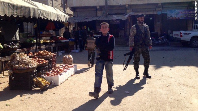 Ζώντας με τον αυστηρό Ισλαμικό νόμο της Συρίας: Η καθημερινότητα στην Αντάνα [εικόνες + βίντεο] | iefimerida.gr 3