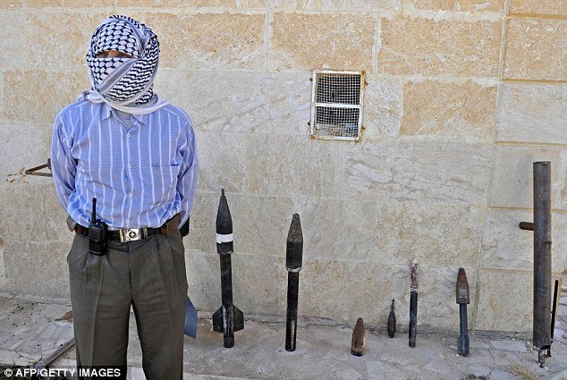 Με χειριστήριο Playstation οι Σύροι πυροδοτούν ρουκέτες [εικόνες] | iefimerida.gr 1