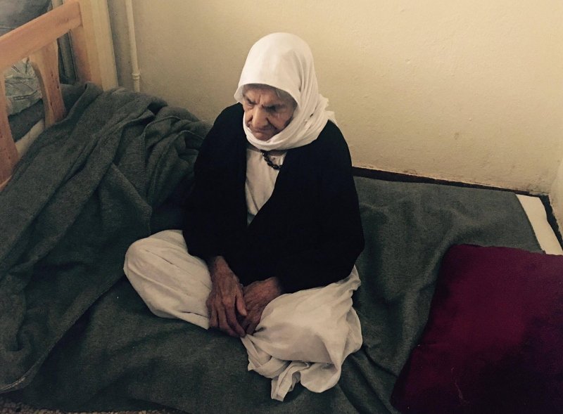 Πρόσφυγας ετών 116! Στο κέντρο φιλοξενίας στις Σέρρες [εικόνα] | iefimerida.gr 0