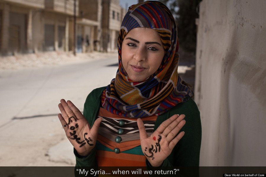 Σύριοι πρόσφυγες μοιράζονται την ιστορία τους γράφοντας συνθήματα στα χέρια [εικόνες] | iefimerida.gr 6