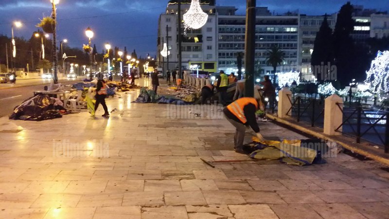  Τέλος οι Σύροι από το Σύνταγμα -Απέραντη χωματερή η πλατεία [εικόνες] | iefimerida.gr 0