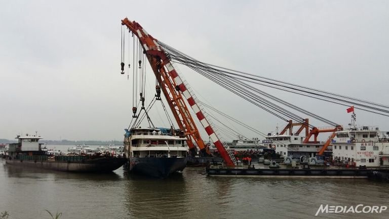 Μόνο πτώματα βρίσκουν οι διασώστες στο Γιανγκτσέ -Στους 431 οι νεκροί [εικόνες] | iefimerida.gr 2