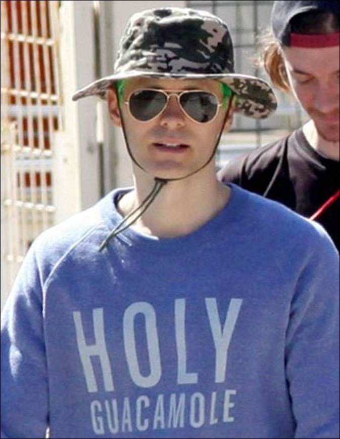 Αγνώριστος ο Τζάρεντ Λέτο – Mε πράσινο μαλλί και χωρίς φρύδια [εικόνες] | iefimerida.gr 5