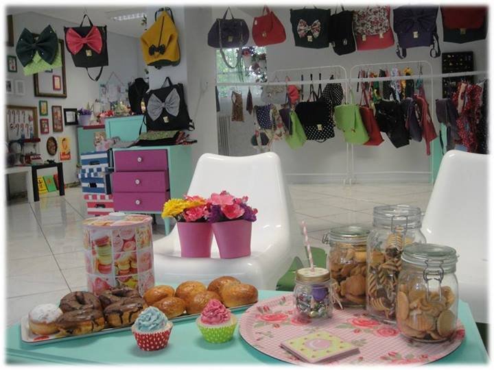 Eλισσάβετ Μαυρογέννη: Η Ελληνίδα που μάγεψε με τις ρομαντικές της τσάντες τις γυναίκες σε Ελλάδα, Άμστερνταμ και Βερολίνο [εικόνες]  | iefimerida.gr 0