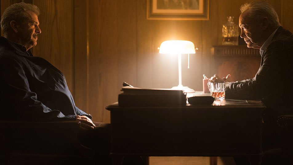 Νέες ταινίες: Η Νάταλι Πόρτμαν στη σκοτεινή πλευρά της σόουμπιζ [κριτική & τρέιλερ]  | iefimerida.gr 2