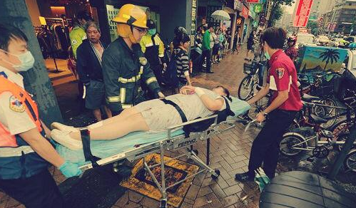 Μεθυσμένος σκόρπισε τον θάνατο στο Μετρό της Ταϊβάν -Τουλάχιστον 4 νεκροί και 25 τραυματίες [εικόνες] | iefimerida.gr 2