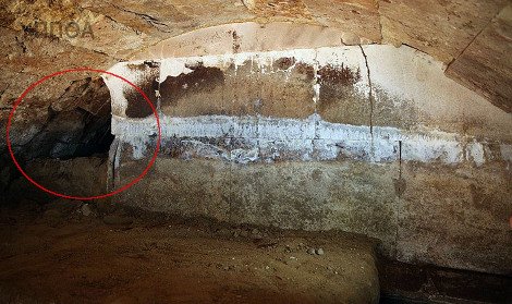 Αμφίπολη: Το νέο στοιχείο που εντείνει την υποψία ότι ο τάφος έχει συληθεί από τυμβωρύχους [εικόνα] | iefimerida.gr 0