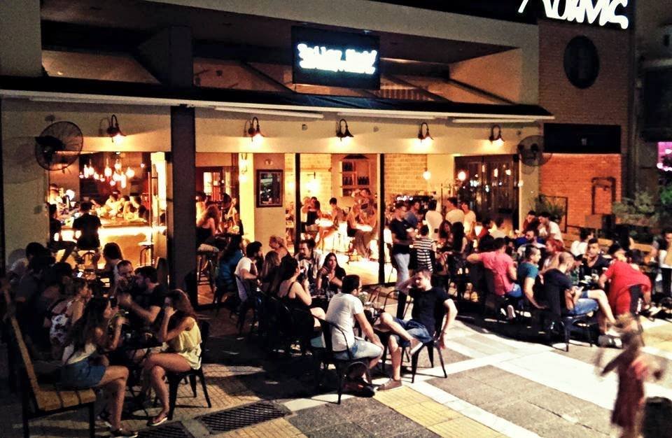 Tailor Made Νο 2 στην πιο διάσημη πλατεία της Αθήνας -Κοκτέιλ κομμένα στα «μέτρα» σας [εικόνες] | iefimerida.gr 3