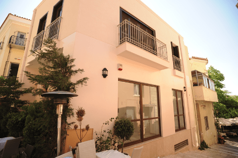 ΤΑΙΠΕΔ: Πήρε 1,3 εκατ. ευρώ από 4 ακίνητα στην Πλάκα που έβγαλε στο «σφυρί» [λίστα & εικόνες] | iefimerida.gr 0