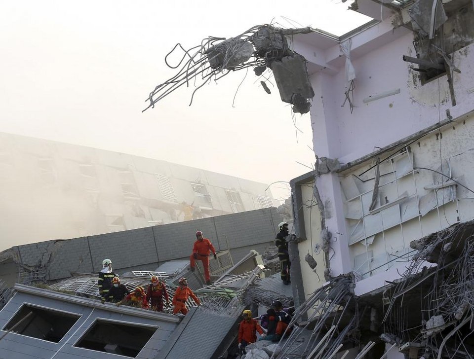 Σεισμός στην Ταϊβάν: Τουλάχιστον 8 νεκροί και εκατοντάδες τραυματίες [εικόνες & βίντεο] | iefimerida.gr 7