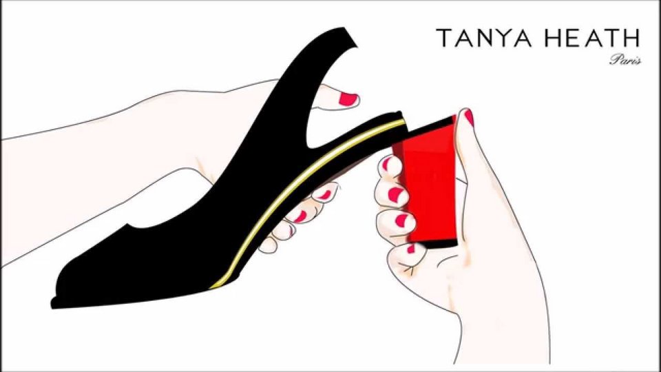 Η σχεδιάστρια παπουτσιών που είχε ΤΗΝ ιδέα: Γοβάκια και πέδιλα με τακούνια που αλλάζεις μόνη σου [εικόνες] | iefimerida.gr 2