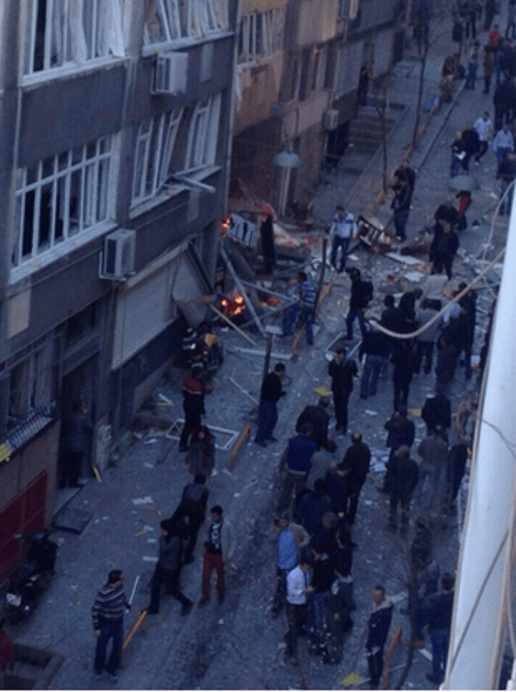 Τρομακτική έκρηξη στην Κωνσταντινούπολη: Συντρίμια στους δρόμους, ισχυρές δυνάμεις επί τόπου – Οι πρώτες εικόνες | iefimerida.gr 2