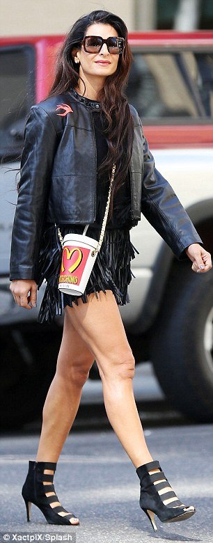 Το μίνι της αδελφής της Αμάλ που «γκρέμισε» τη Νέα Υόρκη [εικόνες] | iefimerida.gr 1