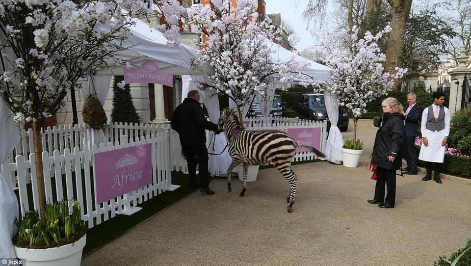 Το πιο εκκεντρικό παιδικό πάρτυ -Στο σπίτι της Tamara Ecclestone [εικόνες] | iefimerida.gr 1