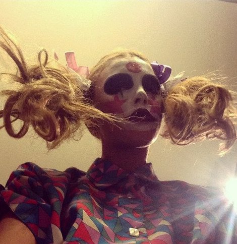 Αγνώριστη η Τάμτα: Το τρομακτικό μακιγιάζ που «χτύπησε» το Instagram [εικόνες] | iefimerida.gr 0